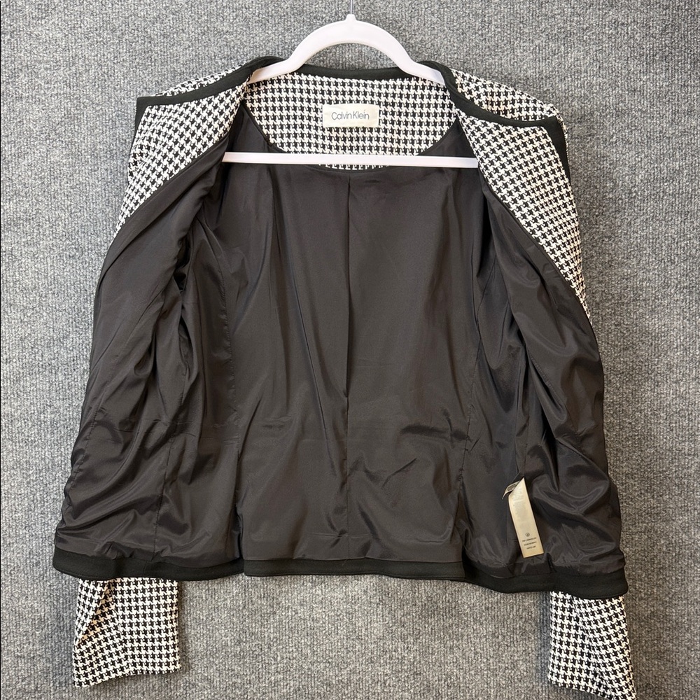 Calvin Klein Black and White Houndstooth Collarless Zip Jacket - Picture 7 of 12